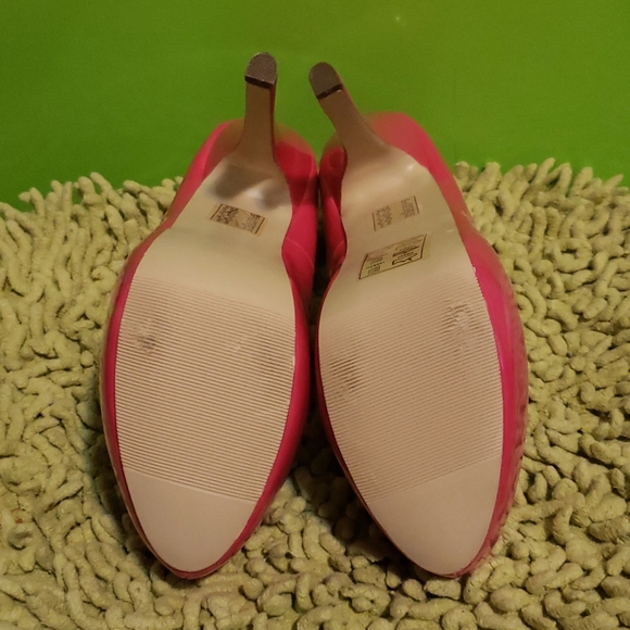 Hot pink forever 21 heels - Picture 4 of 7